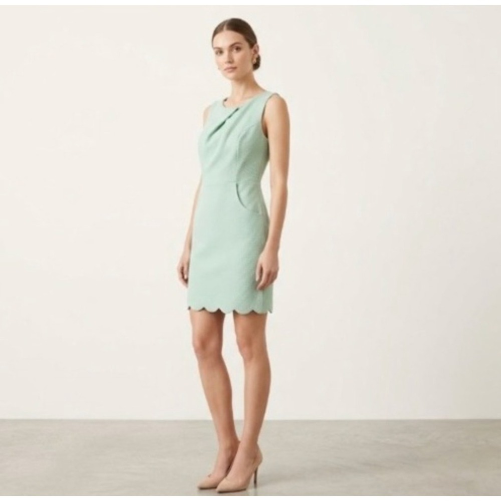 Epique Moi Gorgeous Scalloped Green dress Small